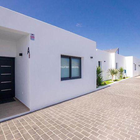 Sea Breeze Villas Lapa And Claca Playa Blanca  Exterior foto