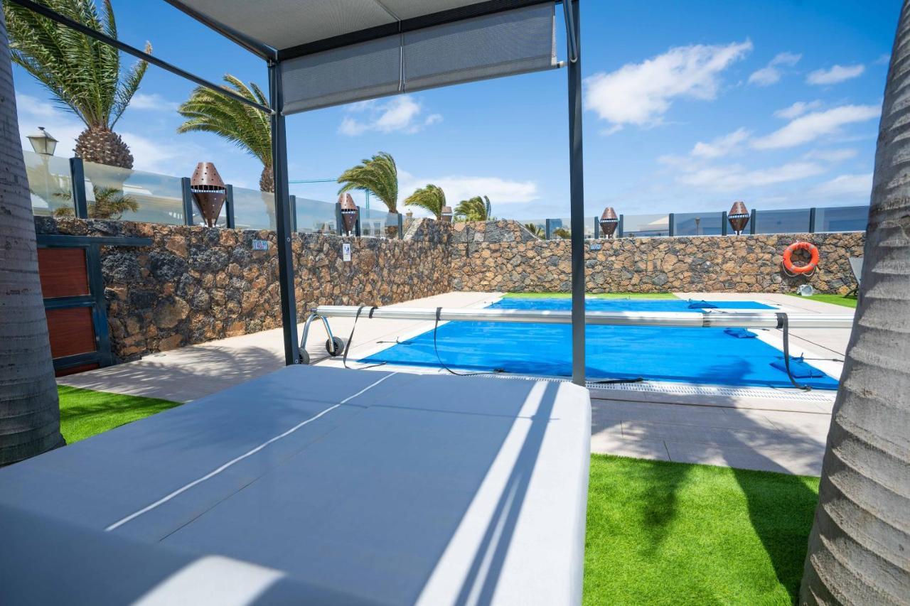 Sea Breeze Villas Lapa And Claca Playa Blanca  Exterior foto