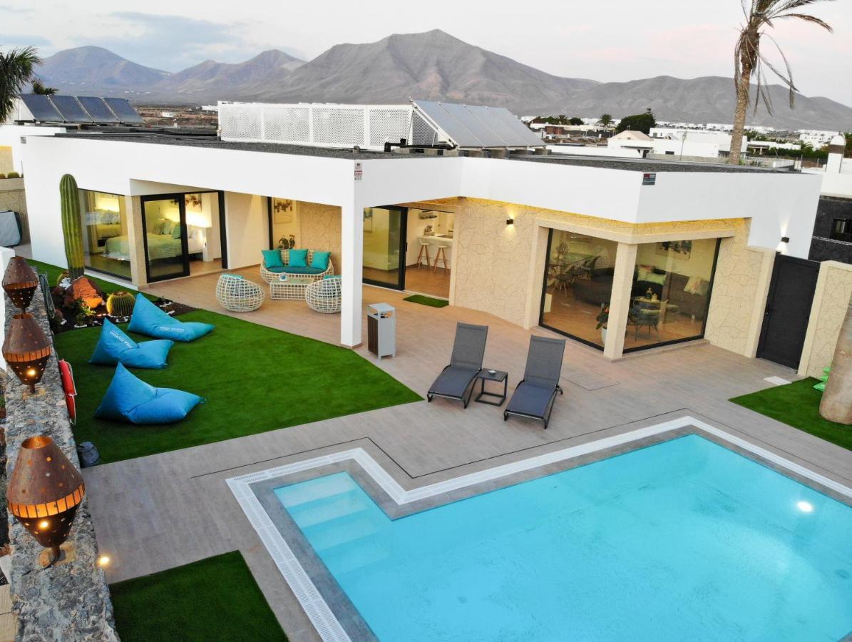 Sea Breeze Villas Lapa And Claca Playa Blanca  Exterior foto