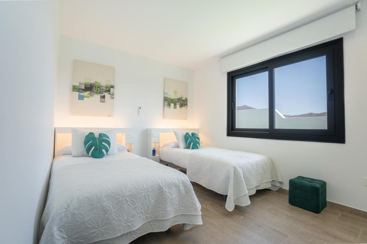 Sea Breeze Villas Lapa And Claca Playa Blanca  Exterior foto