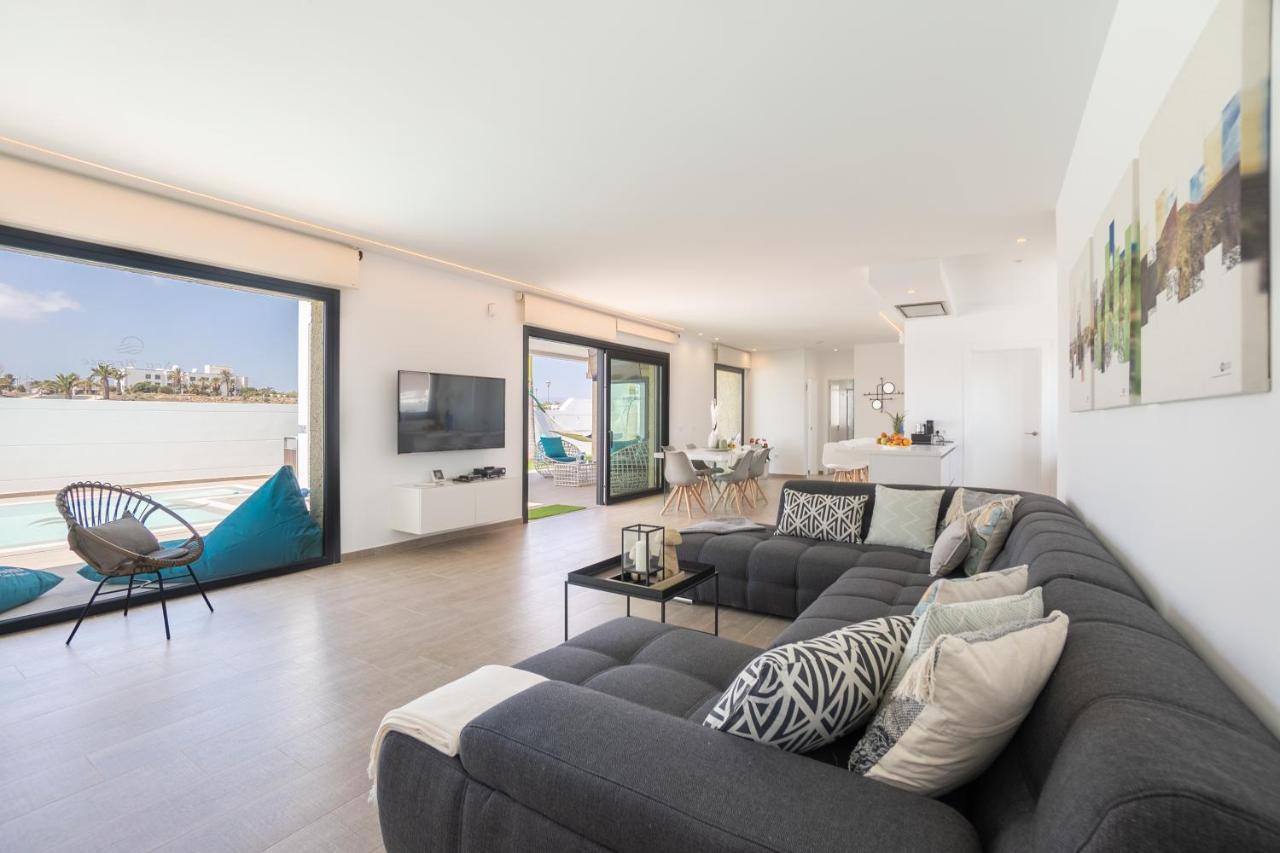 Sea Breeze Villas Lapa And Claca Playa Blanca  Exterior foto