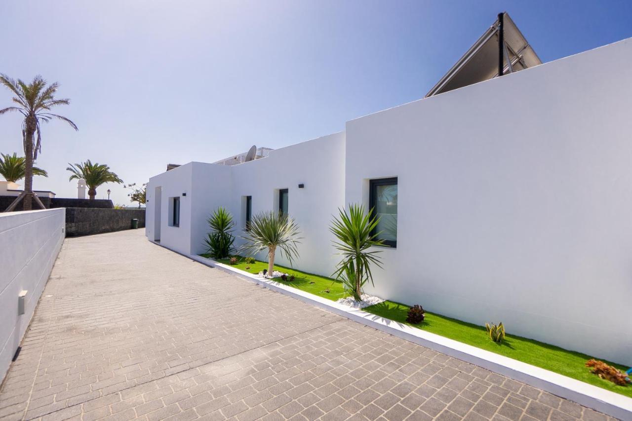 Sea Breeze Villas Lapa And Claca Playa Blanca  Exterior foto
